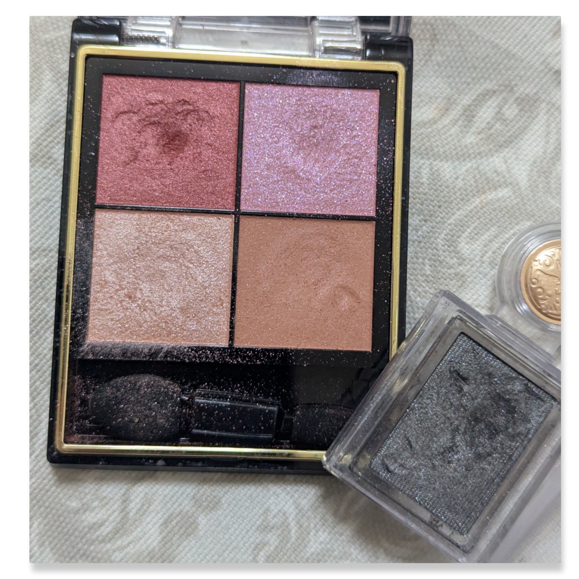 シャドーカスタマイズ/MAJOLICA MAJORCA/単色アイシャドウを使ったクチコミ（3枚目）