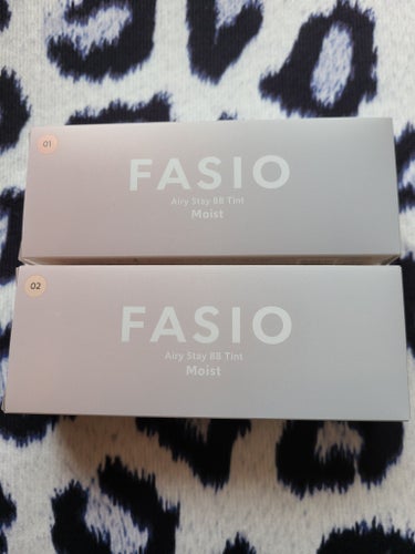 FASIO   エアリーステイ BB ティント モイスト   #提供

01  ピンクベージュ
02  ライトベージュ

色味比較。
 #鹿の間ちゃんに届け 