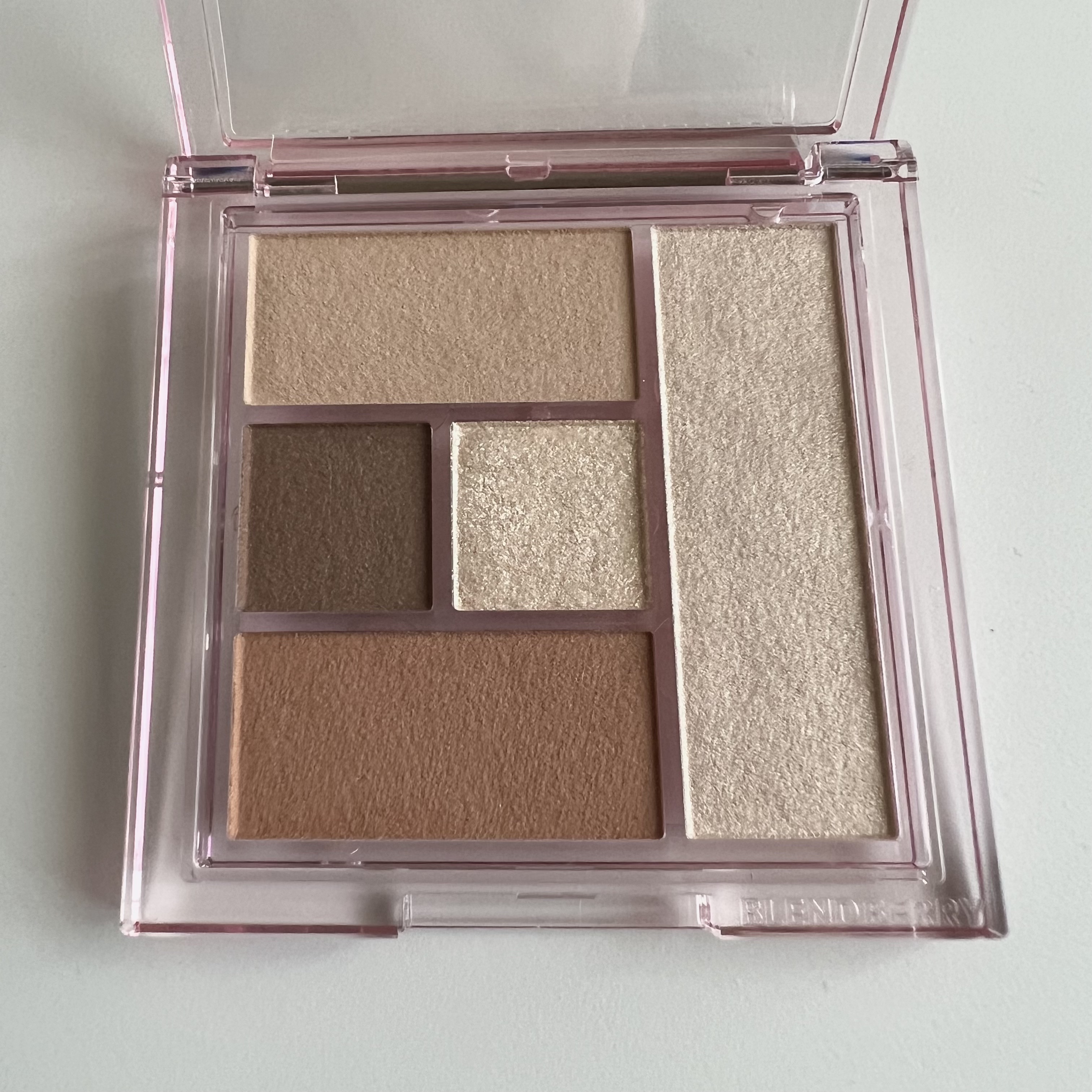 ブレンドベリー オールユーニード クリエイション 001 ムーンライトサンド/BLEND BERRY/マルチパレットを使ったクチコミ（2枚目）