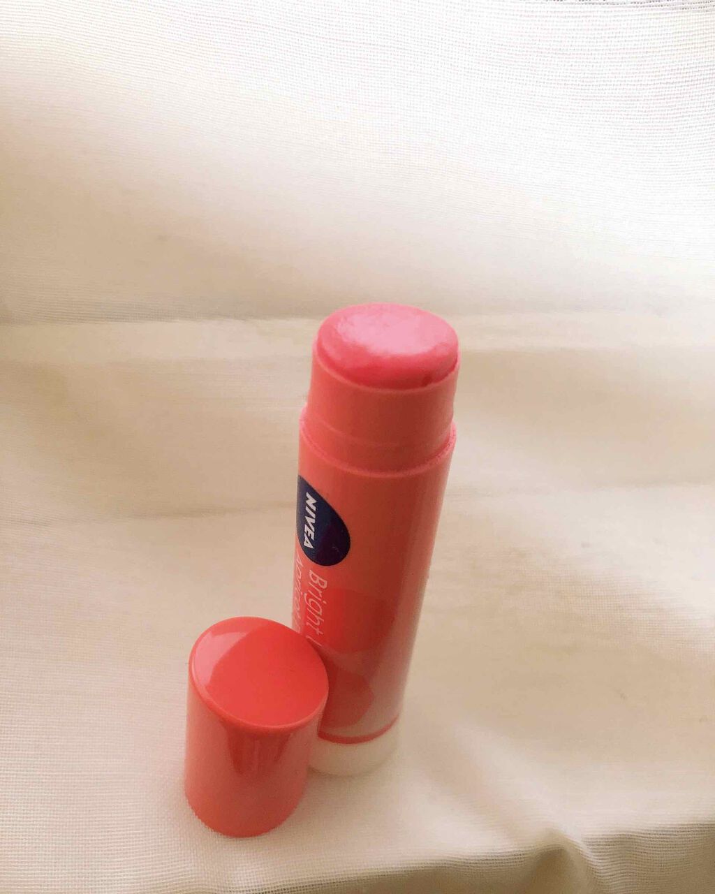 モイストピュアカラーリップ/ニベア/リップクリームを使ったクチコミ(3枚目)