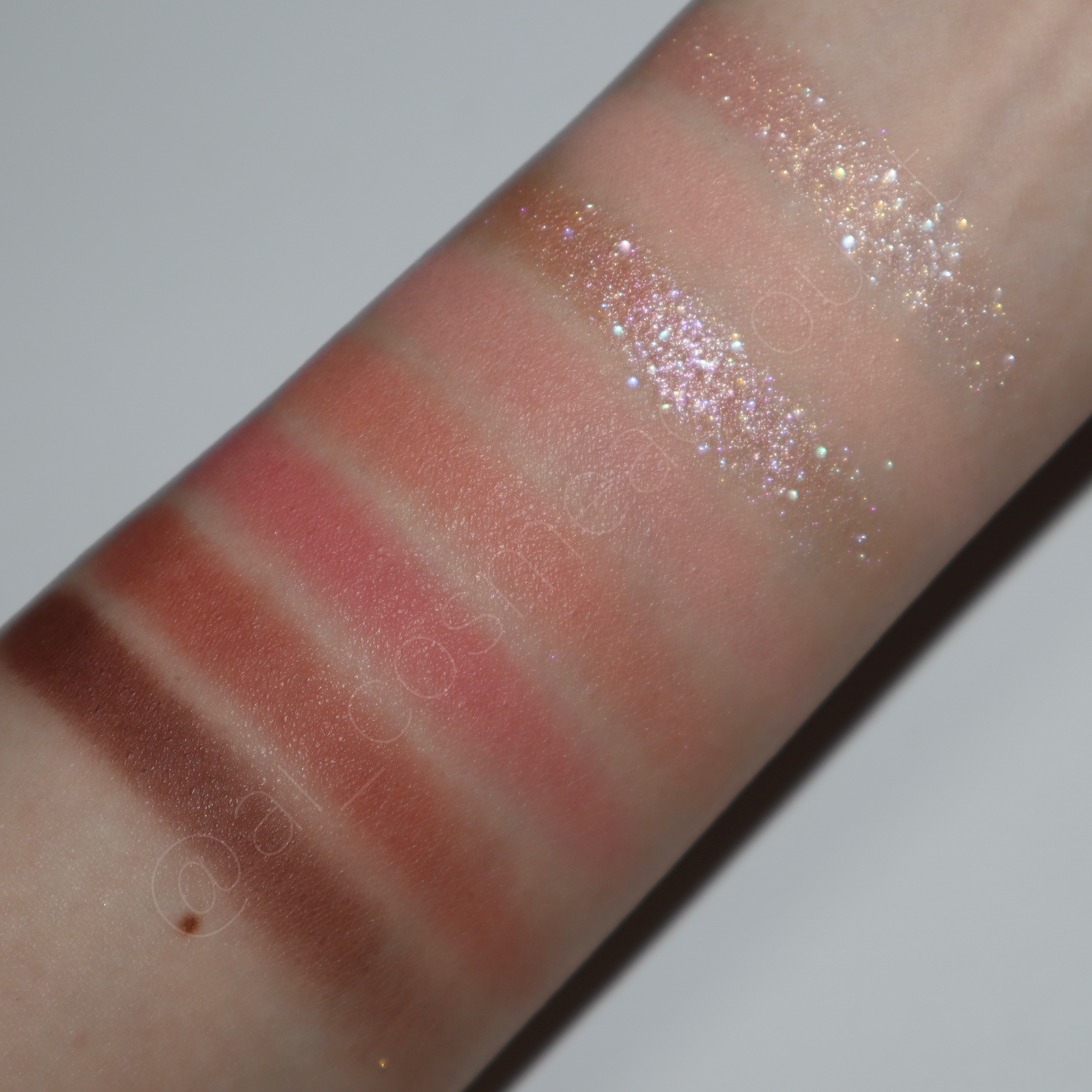 オール テイク ムード パレット(24AD) 03 花って呼んでもいい？/PERIPERA/アイシャドウパレットを使ったクチコミ（3枚目）