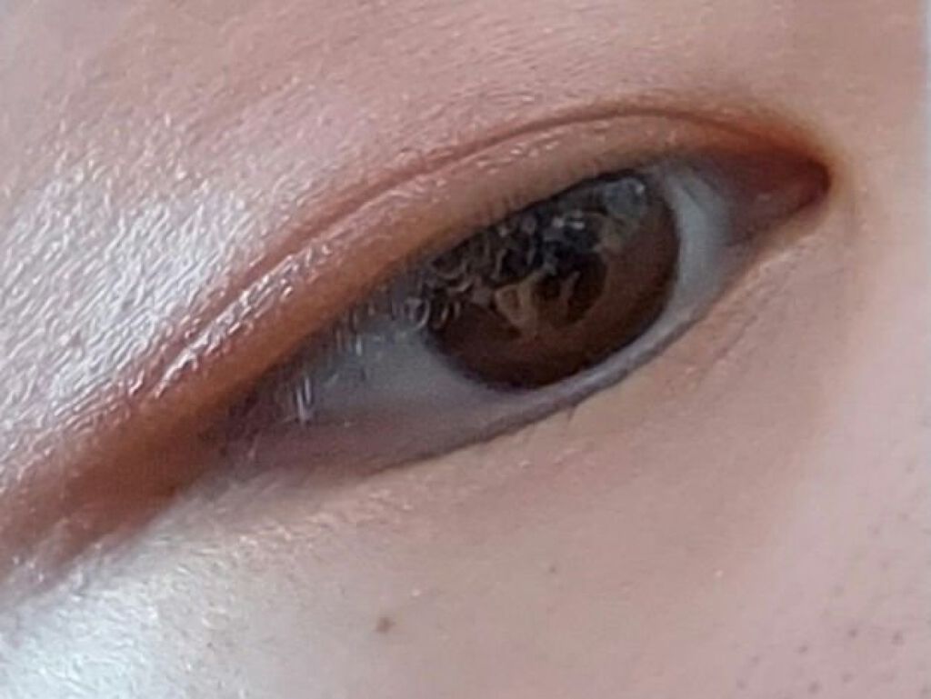 トーンオントーンアイシャドウ/MAYBELLINE NEW YORK/スティックアイシャドウを使ったクチコミ（2枚目）