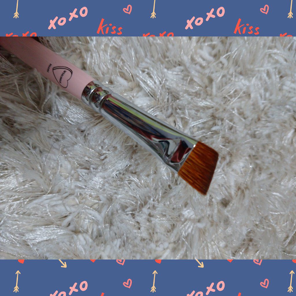 フーミー　アイブロウブラシ 熊野筆/WHOMEE/メイクブラシを使ったクチコミ（2枚目）