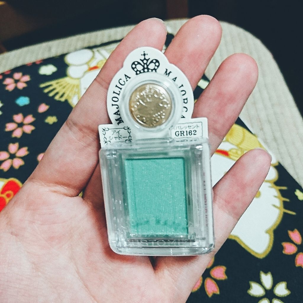 シャドーカスタマイズ/MAJOLICA MAJORCA/単色アイシャドウを使ったクチコミ（1枚目）