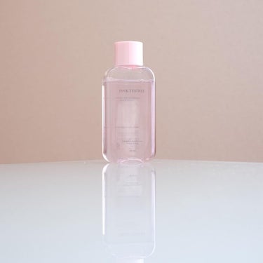 アプリン　@aplin_japan 
ピンクティーツリートナー
 
ピンク色のかわいい化粧水（ビタミンB12由来）
さっぱりと軽い付け心地で、肌を清潔に保ちます🥰
 
ং 使用感
☑︎ 質感　とろみなし