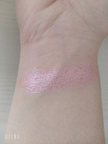 UR GLAM BRIGHTNING POWDER/U R GLAM/パウダーハイライトを使ったクチコミ(3枚目)