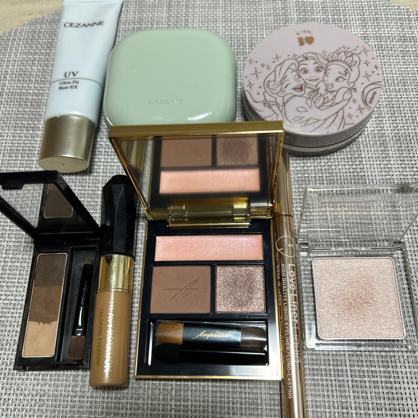 カラーリングアイブロウ/ヘビーローテーション/眉マスカラを使ったクチコミ(2枚目)