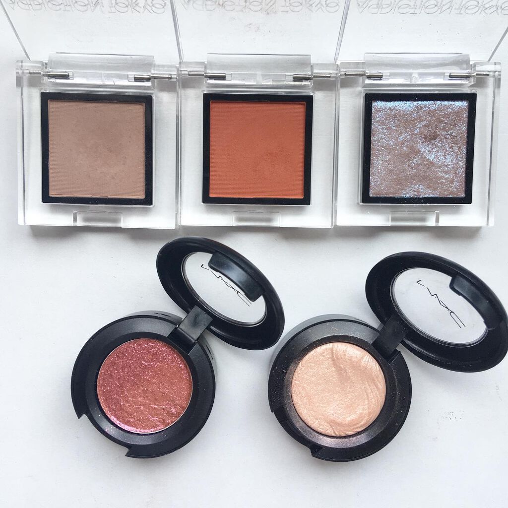 ダズルシャドウ/M・A・C/単色アイシャドウを使ったクチコミ（2枚目）