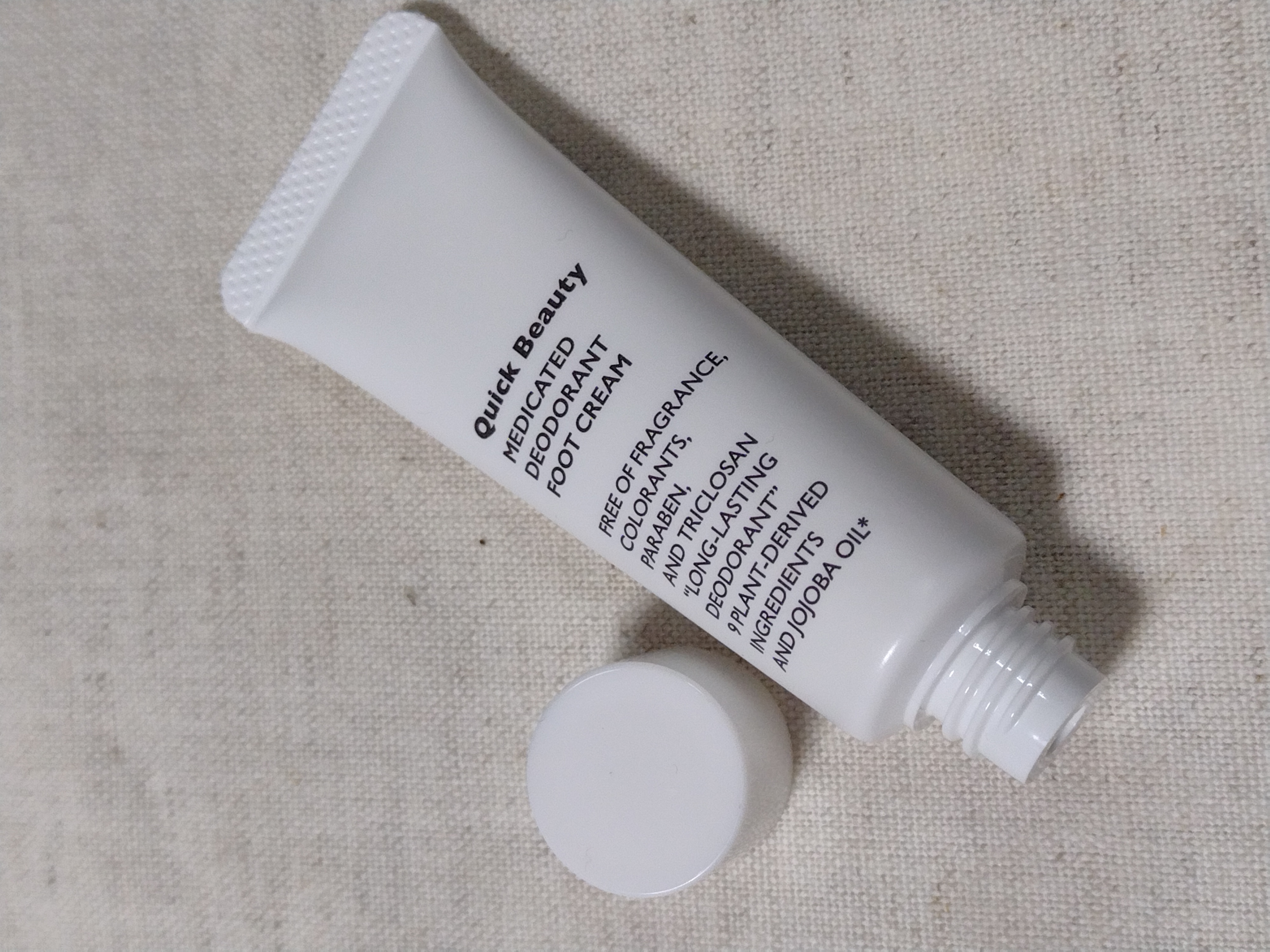 QB 薬用デオドラントフットクリーム 40C/クイックビューティー/デオドラント・制汗剤を使ったクチコミ（2枚目）