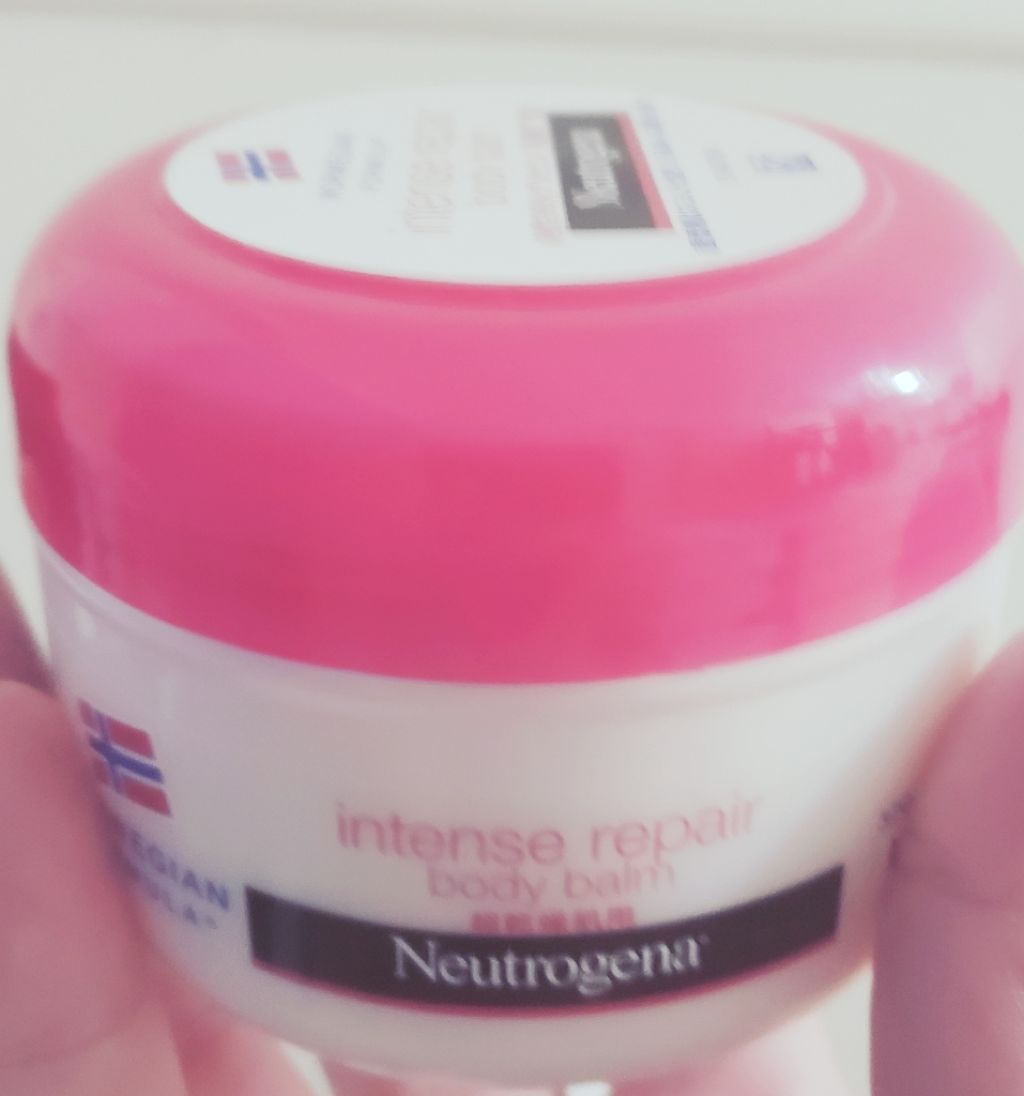 ノルウェー フォーミュラ インテンスリペア ボディバーム/Neutrogena/ボディクリームを使ったクチコミ（1枚目）