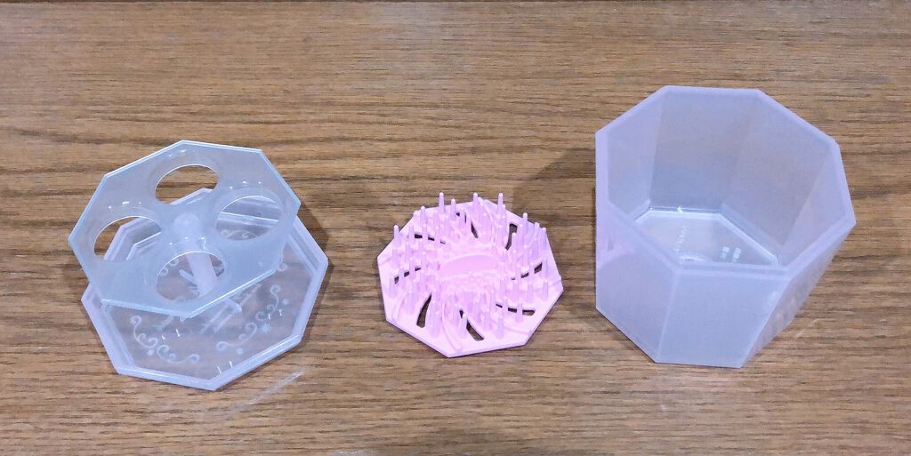 メイクブラシクリーナー/DAISO/その他化粧小物を使ったクチコミ（3枚目）