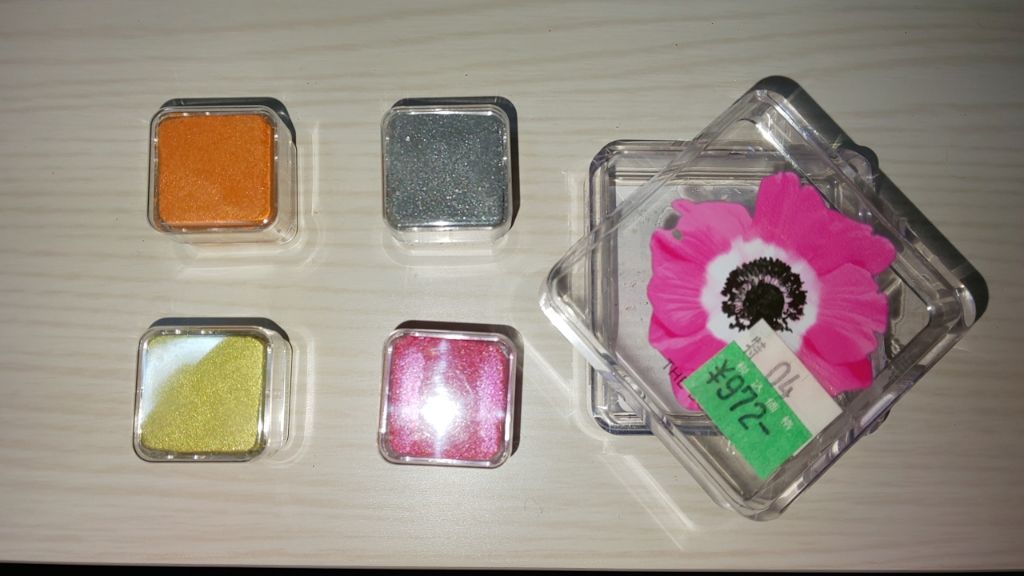 THE BODY SHOP シマーキューブのクチコミ「今日のアイメイク(^^♪フォローさん方からリクエストがあったので、ザ·ボディショップの廃盤にな.....」（3枚目）