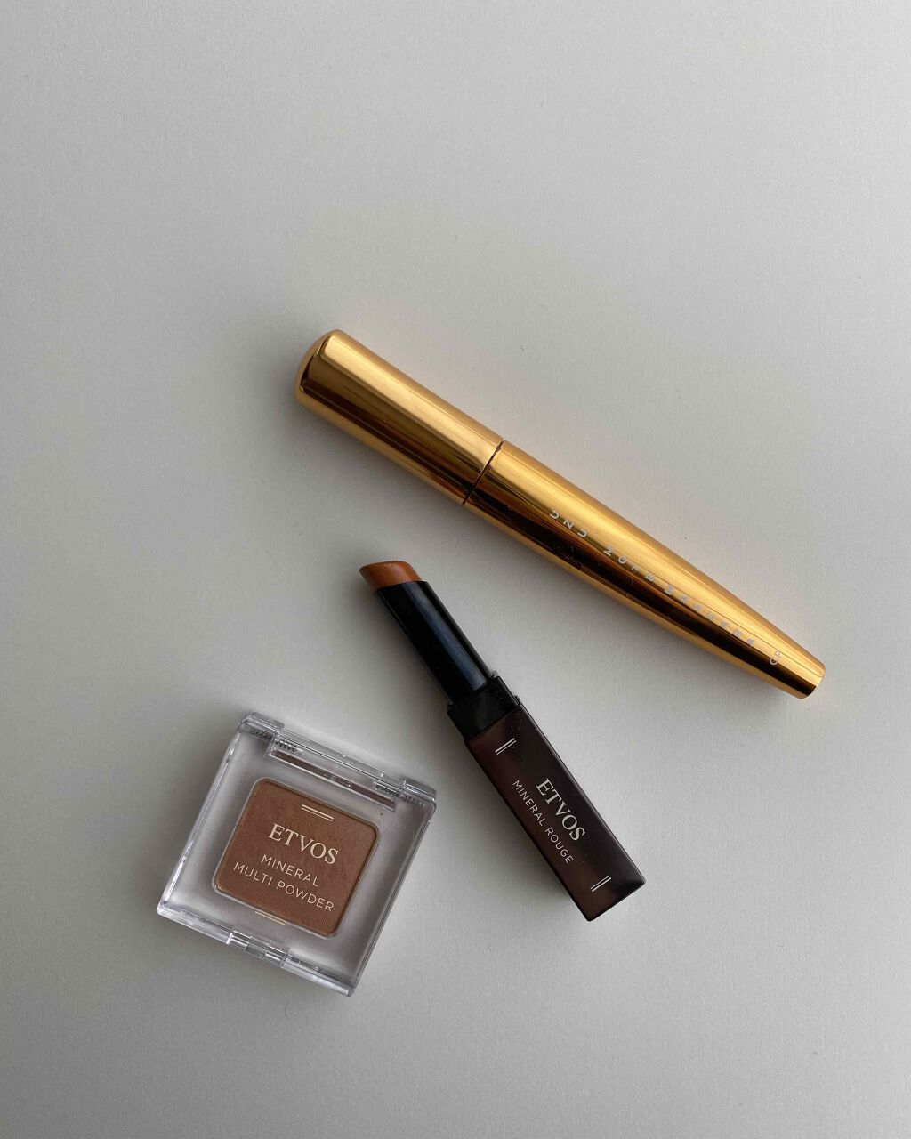 ミネラルルージュ/エトヴォス/口紅を使ったクチコミ（2枚目）