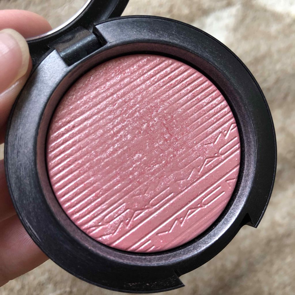 エクストラ ディメンション スキンフィニッシュ/M・A・C/プレストパウダーを使ったクチコミ（2枚目）