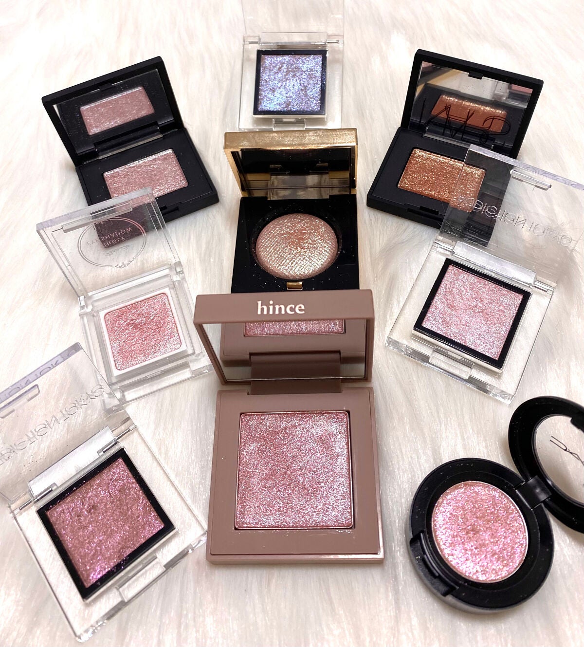 ダズルシャドウ/M・A・C/単色アイシャドウを使ったクチコミ(1枚目)