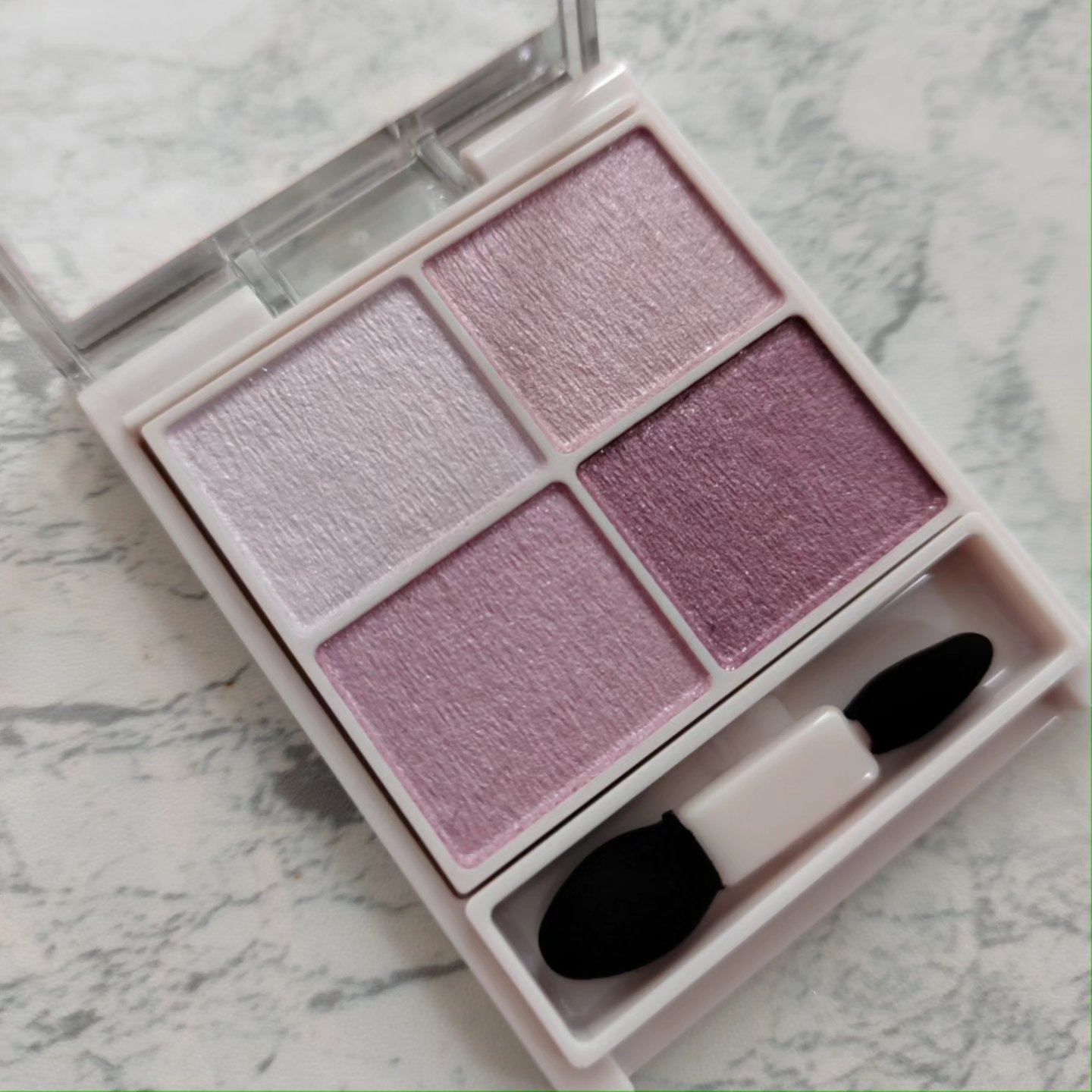 シルキースフレアイズ/キャンメイク/アイシャドウパレットを使ったクチコミ（2枚目）