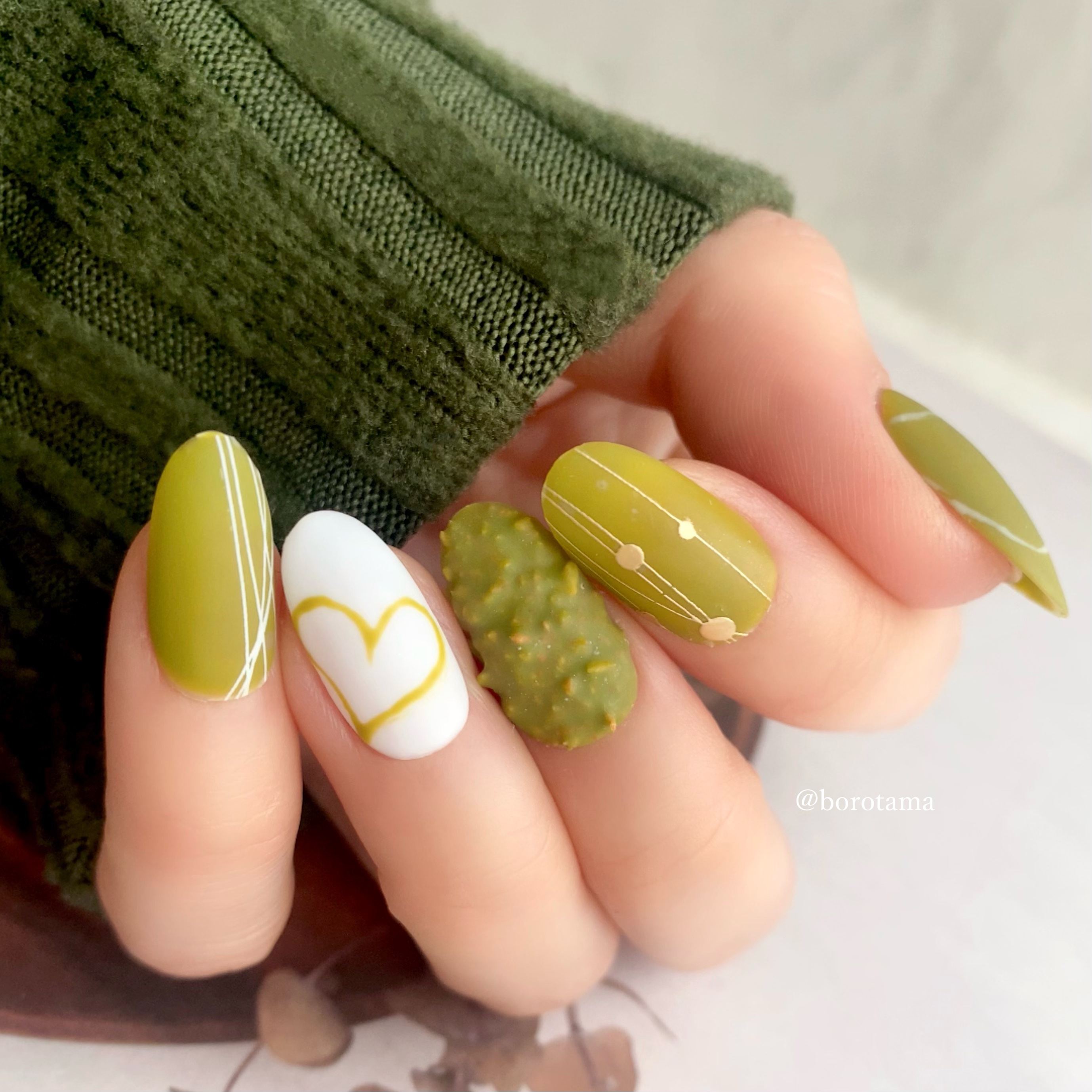 ジェルネイル（ライト対応）/セリア/ジェルネイルを使ったクチコミ（2枚目）