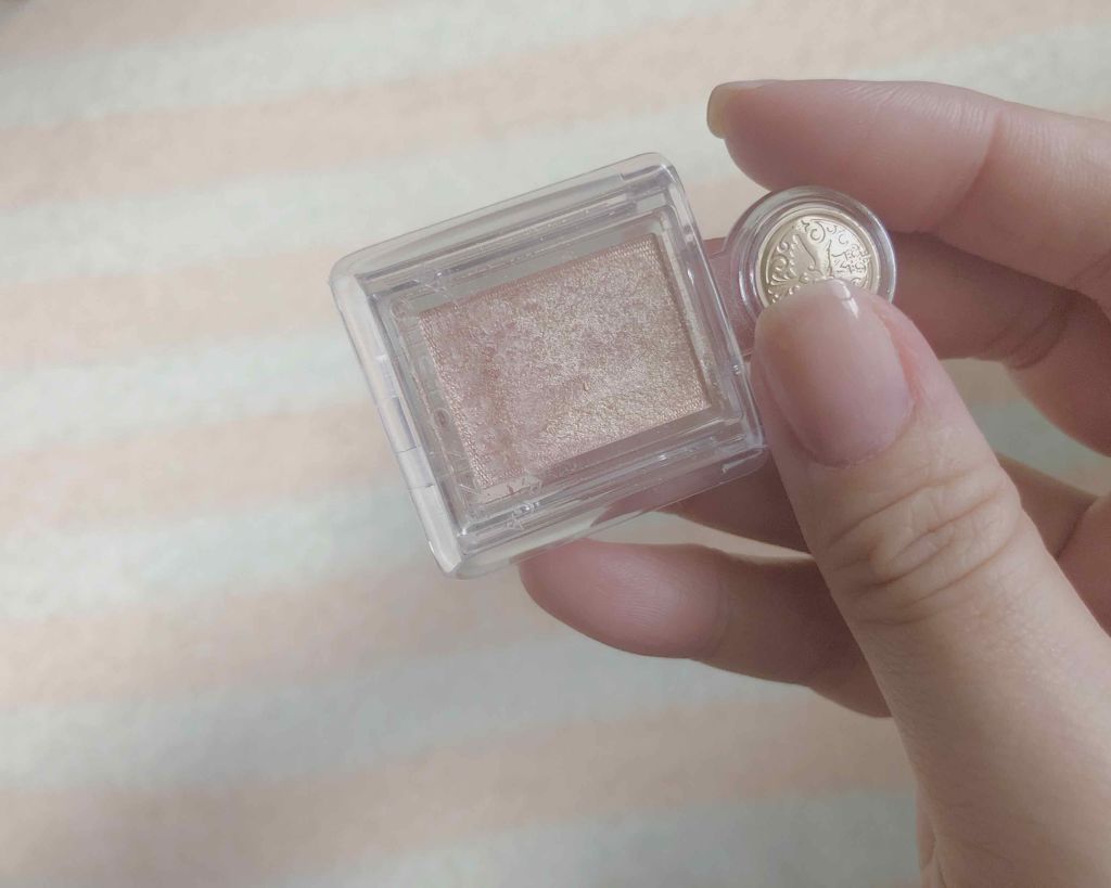 シャドーカスタマイズ/MAJOLICA MAJORCA/単色アイシャドウを使ったクチコミ（1枚目）