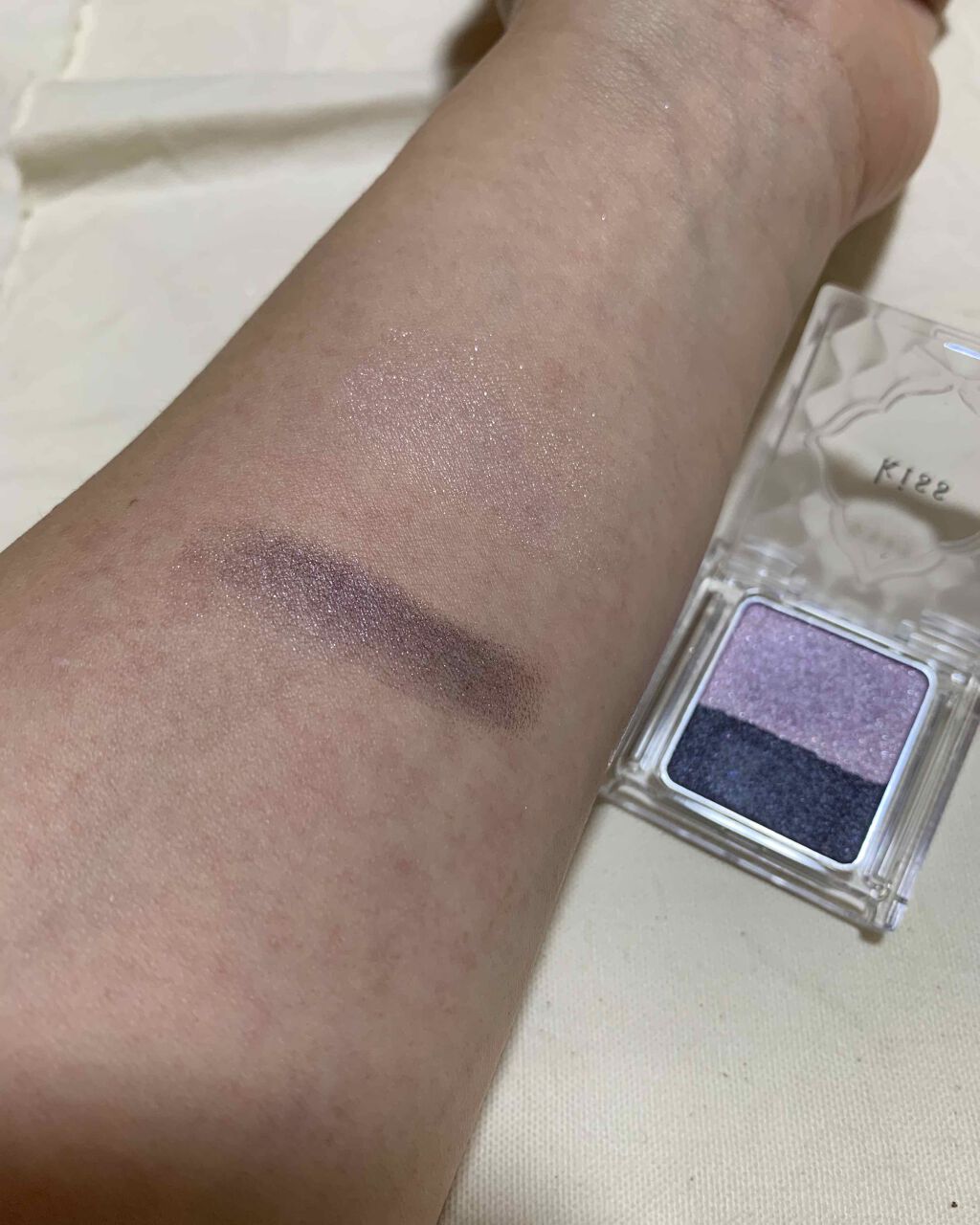 デュアルアイズB/KiSS/アイシャドウパレットを使ったクチコミ(1枚目)