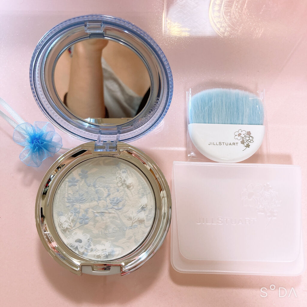 サムシングピュアブルー イノセントフェイスパウダー/JILL STUART/プレストパウダーを使ったクチコミ（2枚目）