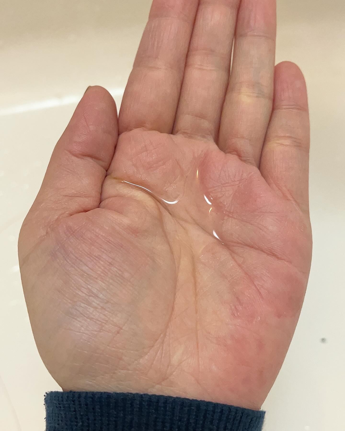 スーパーリッチシャイン ダメージリペア とろとろ補修ヘアオイル/LUX/ヘアオイルを使ったクチコミ（2枚目）