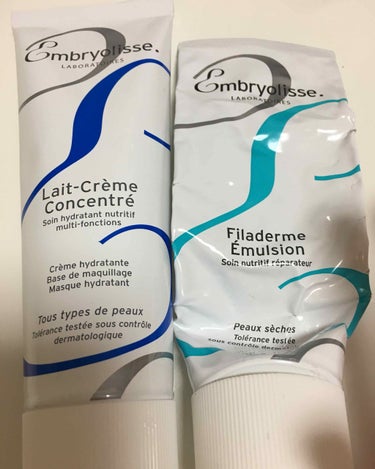 前回に続き
Embryolisse. アンブリオス
モイスチャークリームシリーズの紹介です。
2枚目については後で説明します。

フィラデルム 水色の方が無くなったので買いに行ったら青の方しか無かったの