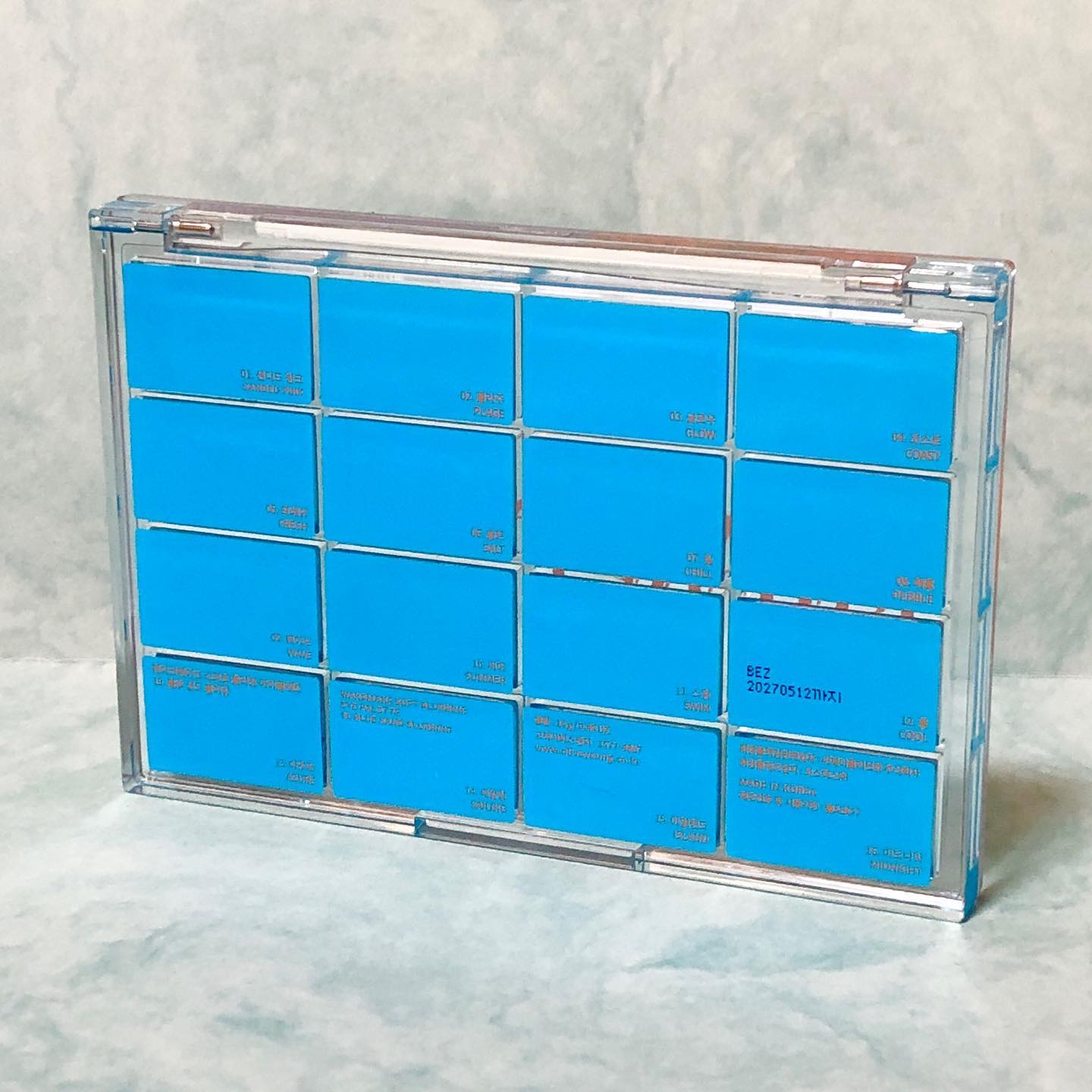 ソフトブラーリングアイパレット/wakemake/アイシャドウパレットを使ったクチコミ（3枚目）