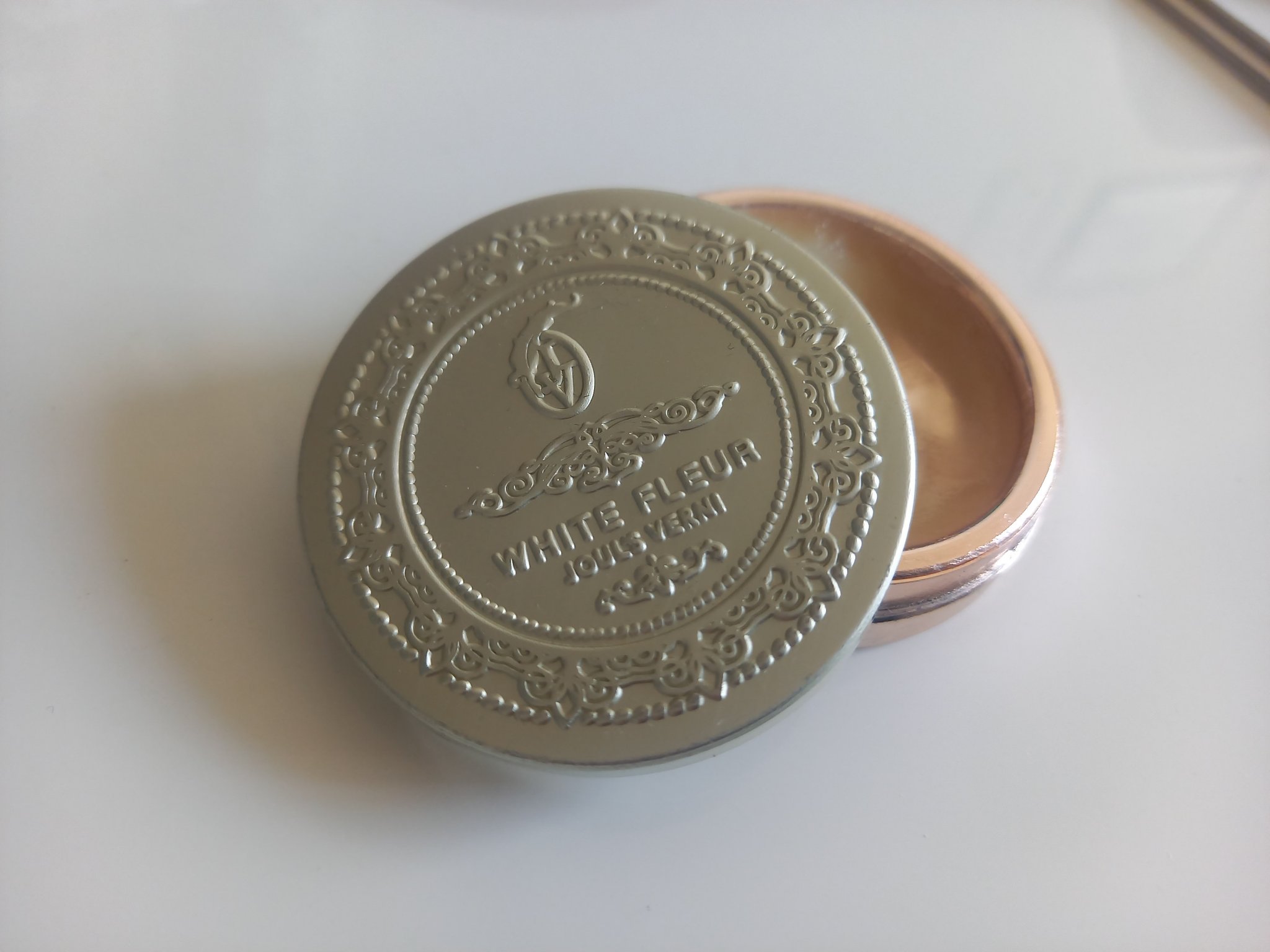  ソリッドフレグランス アンブルブーケ/JOUL’S VERNI/香水(レディース)を使ったクチコミ（1枚目）