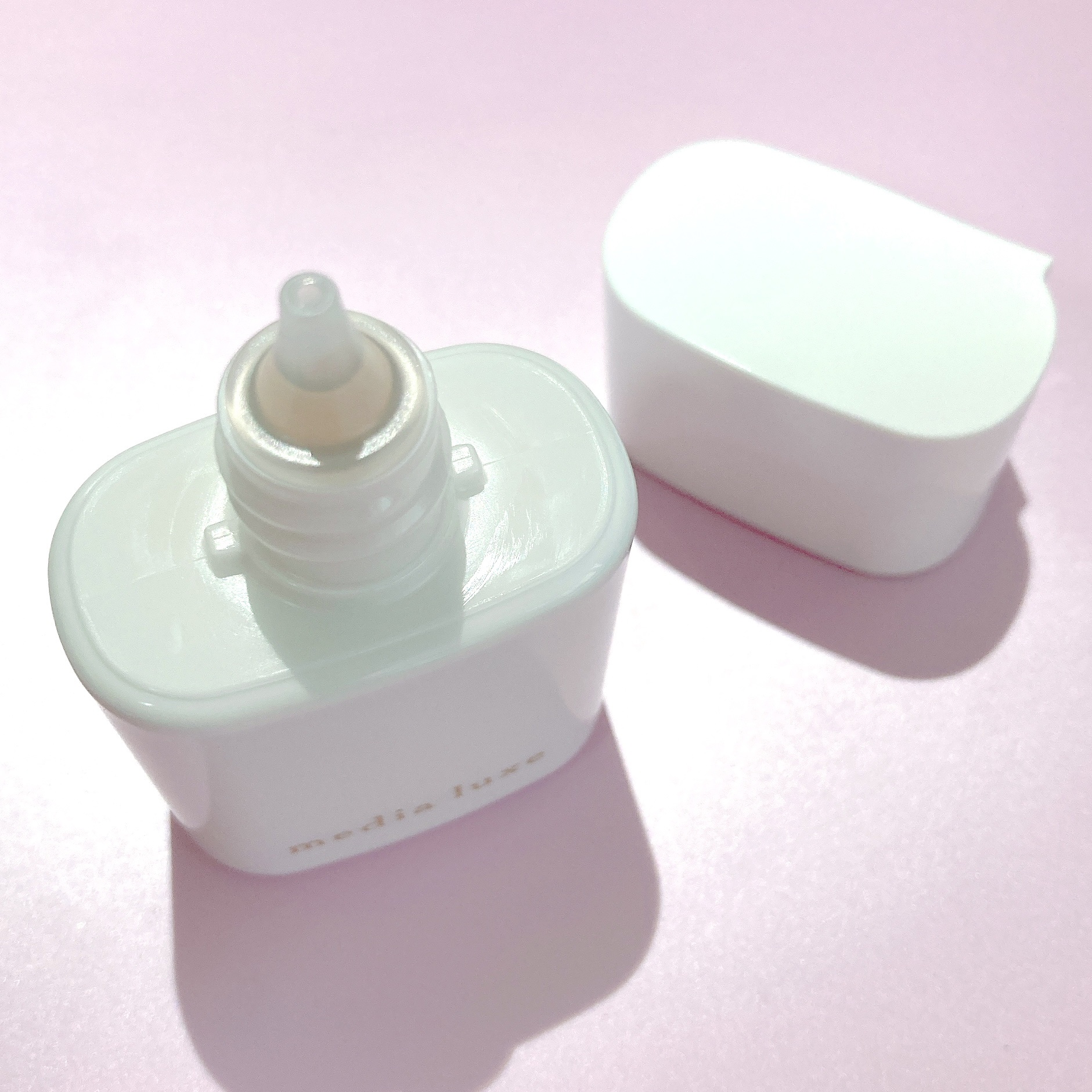 リキッドファンデーション 03 やや濃いめ/media luxe/リキッドファンデーションを使ったクチコミ（2枚目）