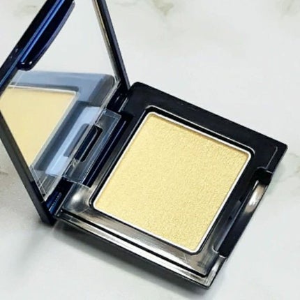 ラズル アイカラー/エレガンス ラズル /単色アイシャドウを使ったクチコミ(2枚目)