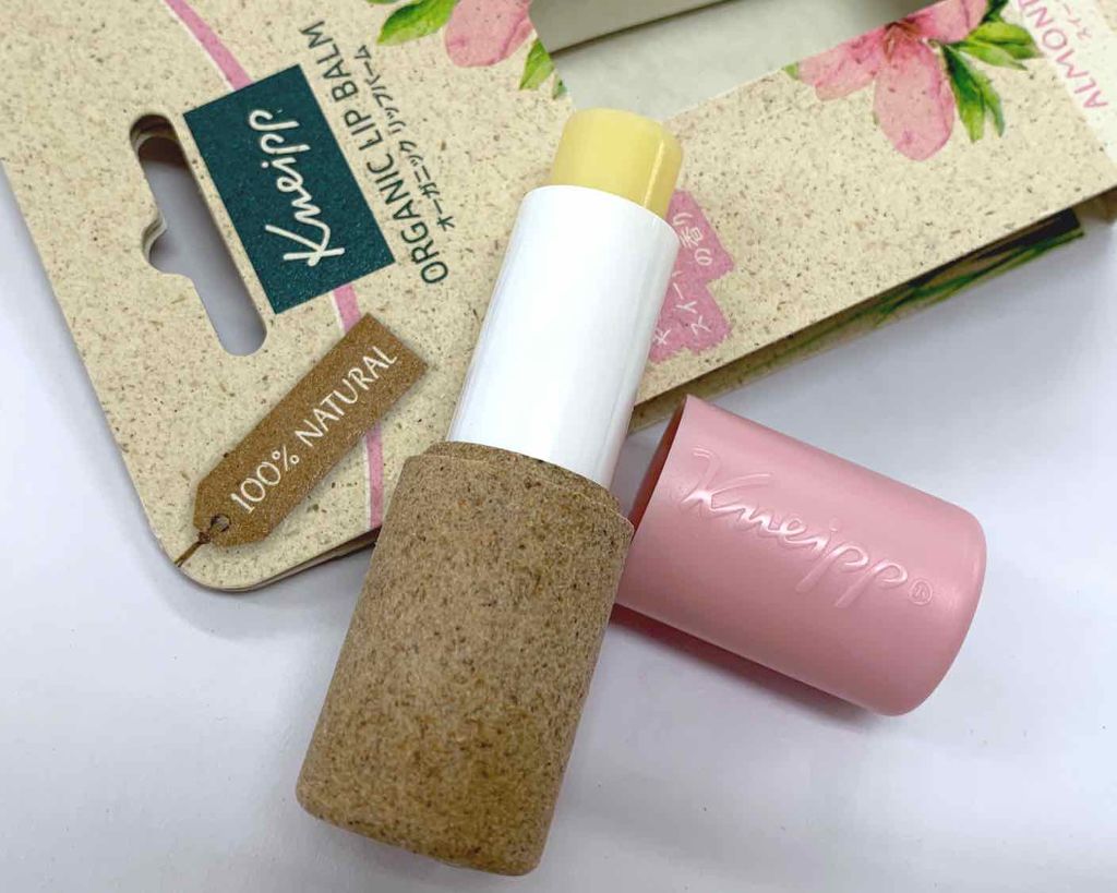 オーガニック リップバーム スイートアーモンドの香り/クナイプ/リップケアを使ったクチコミ（1枚目）