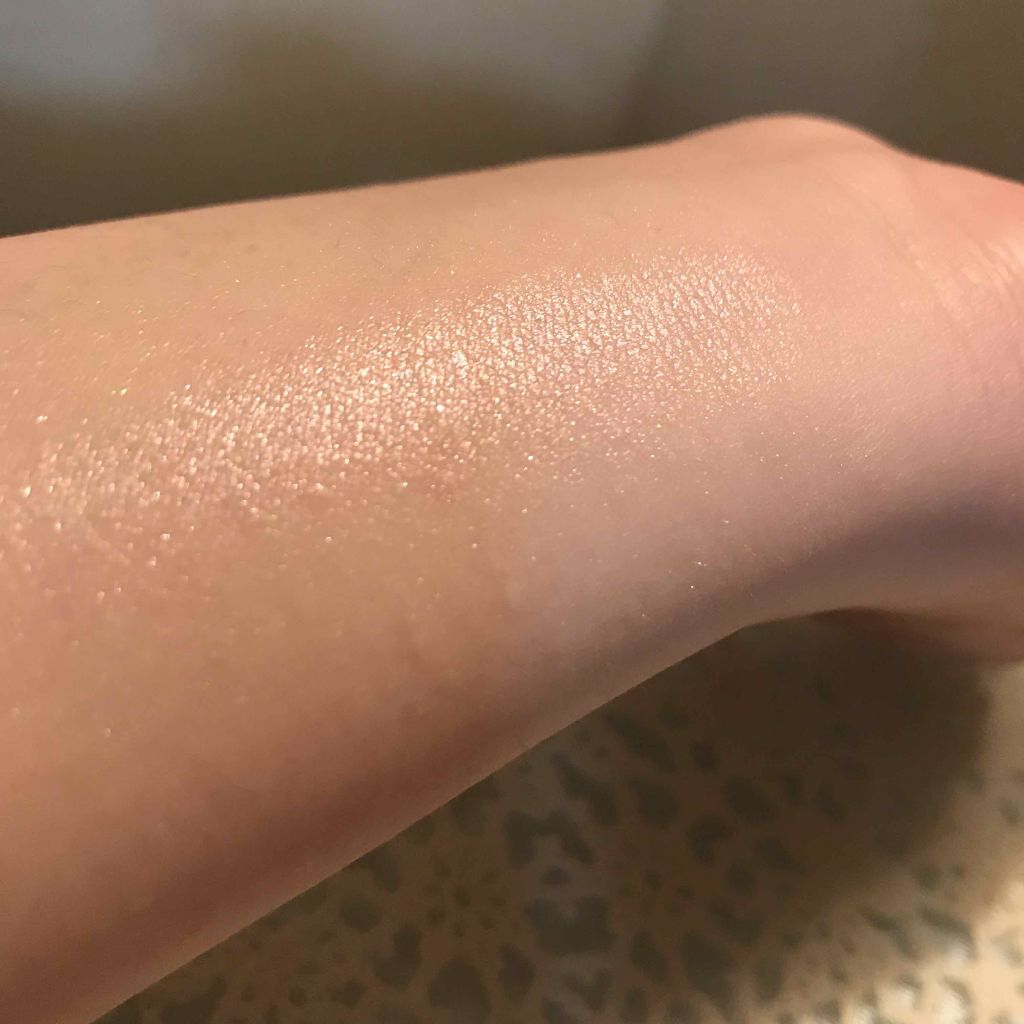 フェイスイルミネーター/ローラ メルシエ/パウダーハイライトを使ったクチコミ（2枚目）