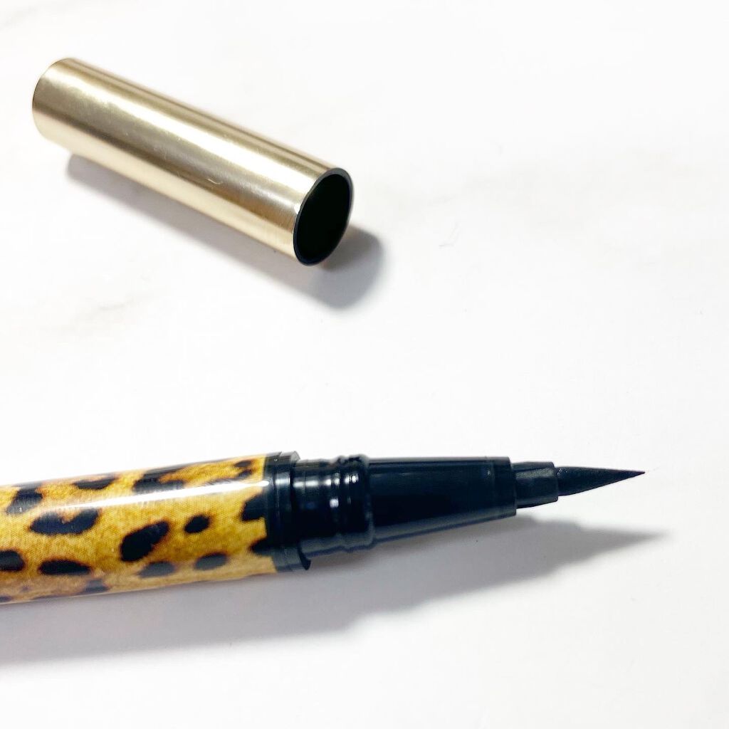 フェリンアイズ シマートップコート パウダーデュオ/DOLCE&GABBANA BEAUTY/ペンシルアイライナーを使ったクチコミ(2枚目)