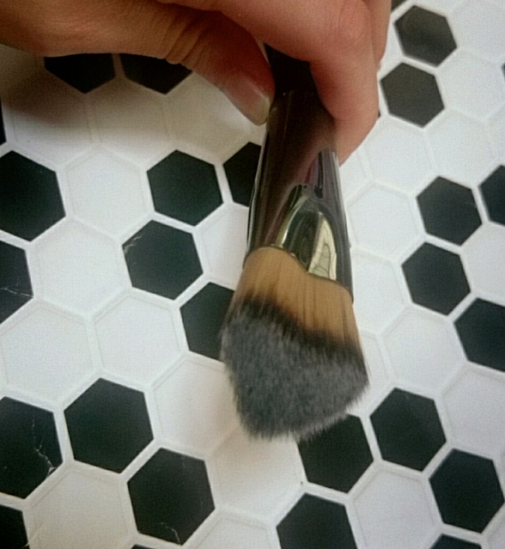 GIVENCHY タン・クチュール・エバーウェア・ファンデーションのクチコミ「(5月12日追記)
※色展開が間違っていたので修正しました…

最高のファンデーションに出会い.....」（3枚目）