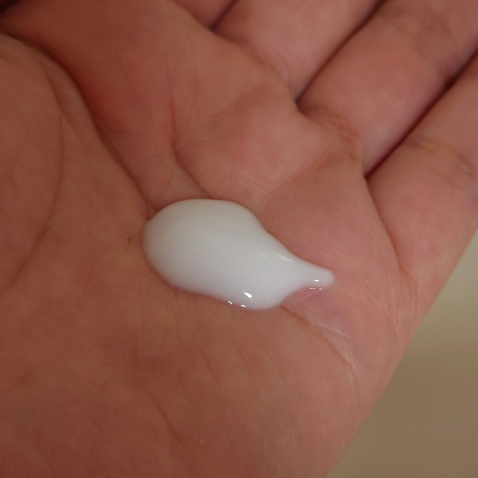 ハトムギボディミルク/岡インターナショナル/ボディミルクを使ったクチコミ（2枚目）