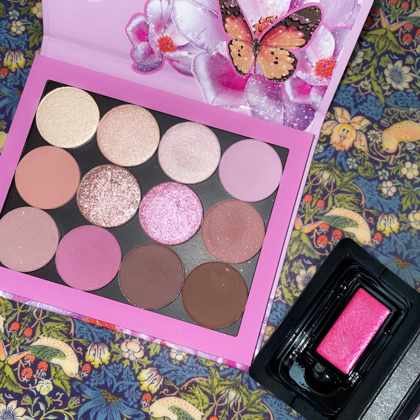 Super Shock Shadow/ColourPop/単色アイシャドウを使ったクチコミ(3枚目)