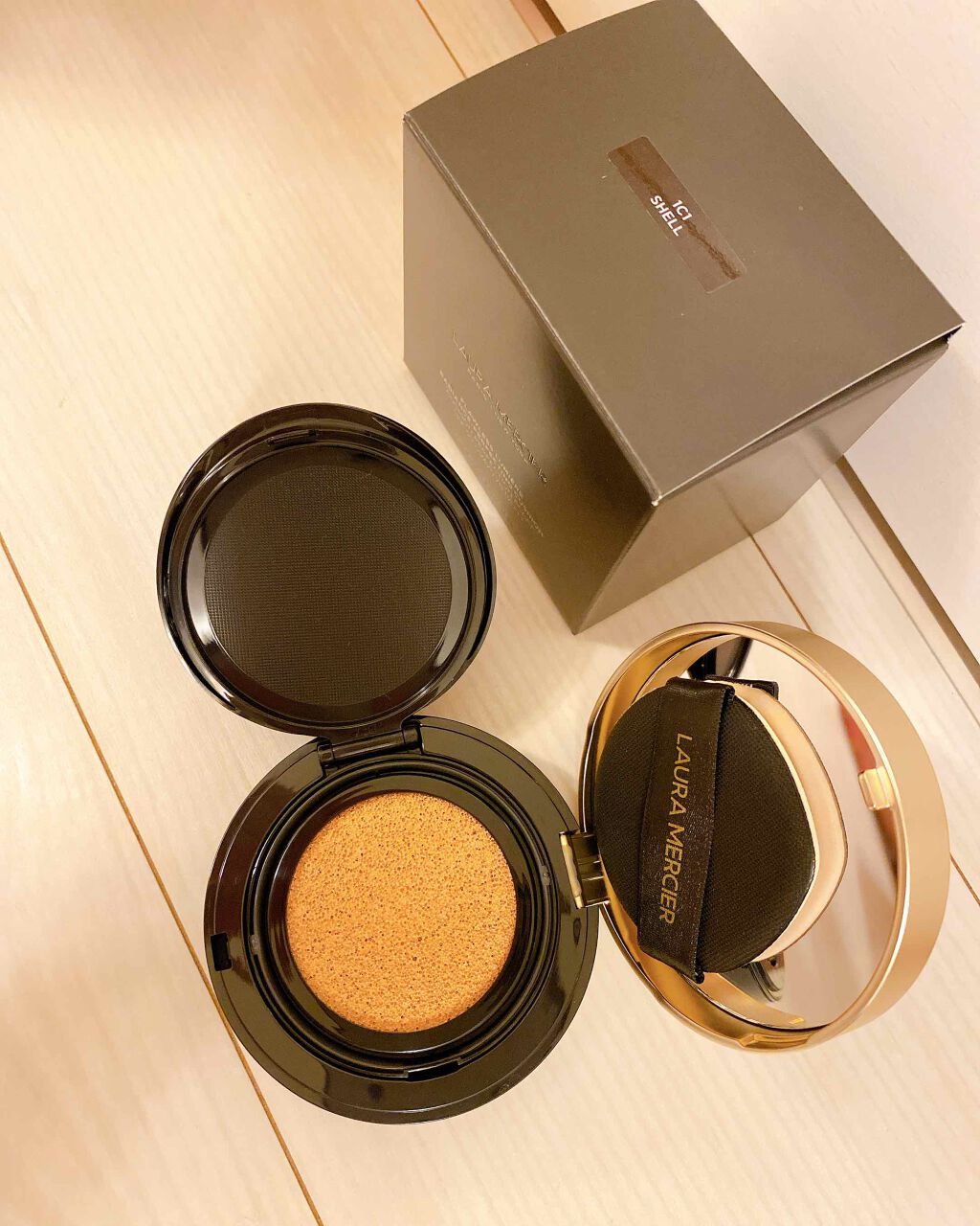 フローレス ルミエール ラディアンス パーフェクティング クッション/ローラ メルシエ/クッションファンデーションを使ったクチコミ(2枚目)