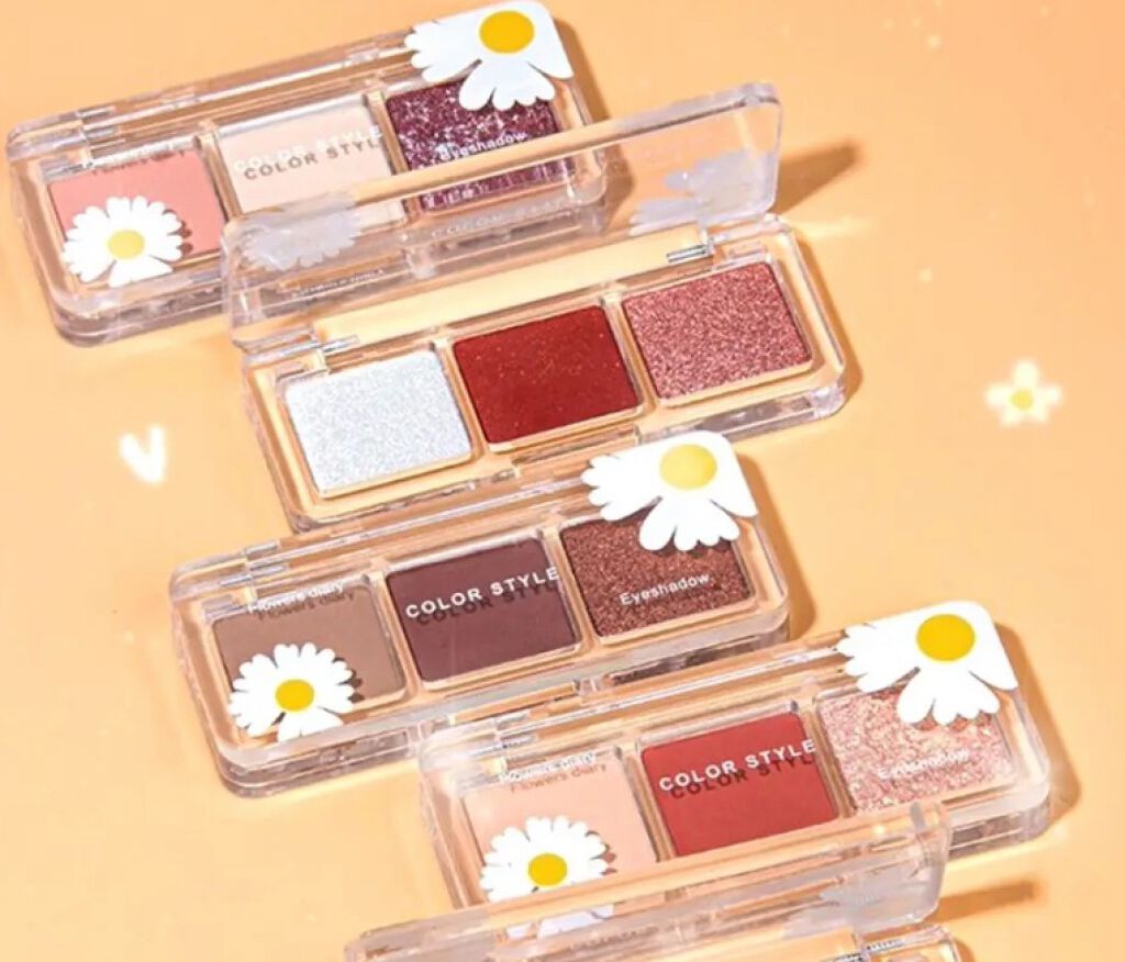 リサ・ラーソン♡クッションファンデマニア on LIPS 「#リトルデイジーが可愛いかわいい(*˙˘˙*)ஐ過ぎて#パケ買..」(4枚目)