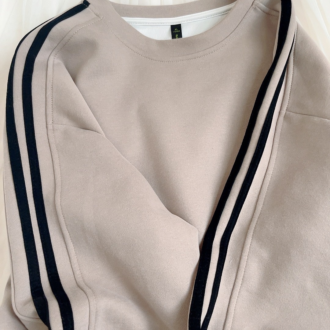 コントラストトリムスウェットシャツ/temu/その他を使ったクチコミ（3枚目）