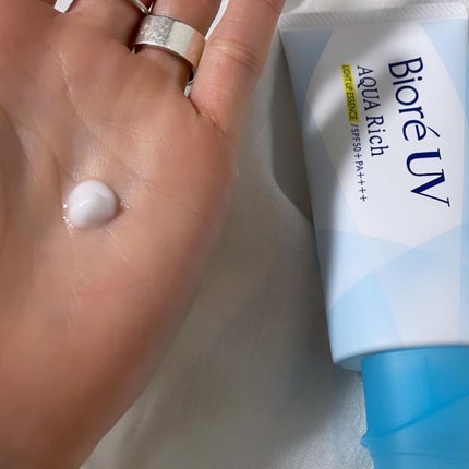 ビオレUV アクアリッチ ライトアップエッセンス/ビオレ/日焼け止めクリームを使ったクチコミ(4枚目)