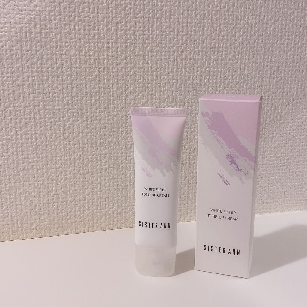 SISTER ANN ホワイトフィルタートーンアップクリームのクチコミ「୨୧┈┈┈┈┈┈┈┈┈┈┈┈┈┈┈୨୧
🖤：𝐒𝐈𝐒𝐓𝐄𝐑 𝐀𝐍𝐍
🤍：ホワイトフィルタートーン.....」（2枚目）