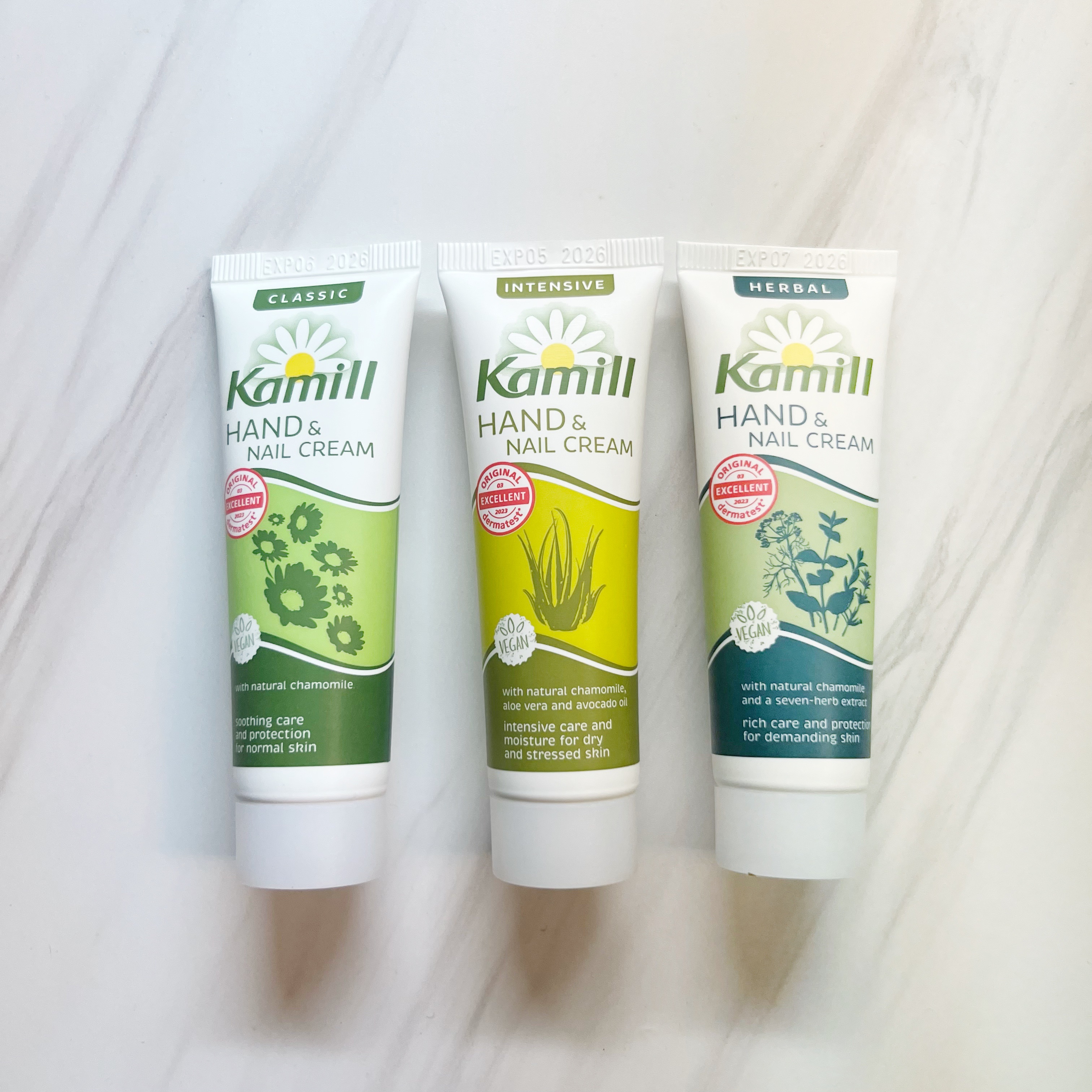 ハンド＆ネイルクリーム インテンシブ 3OML ミニ/カミール/ハンドクリームを使ったクチコミ（1枚目）