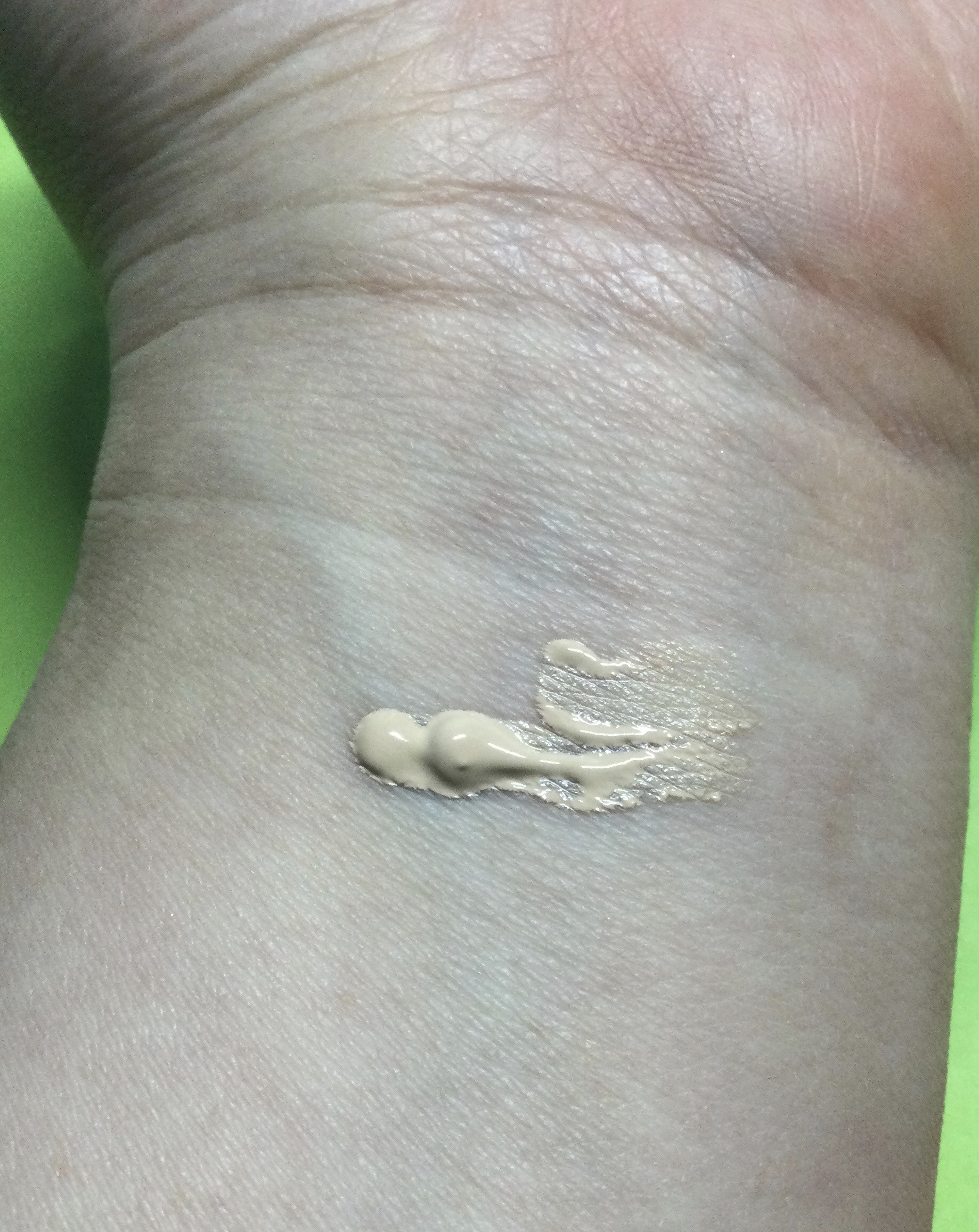 サンシェルター トーンアップCC/DECORTÉ/CCクリームを使ったクチコミ（2枚目）