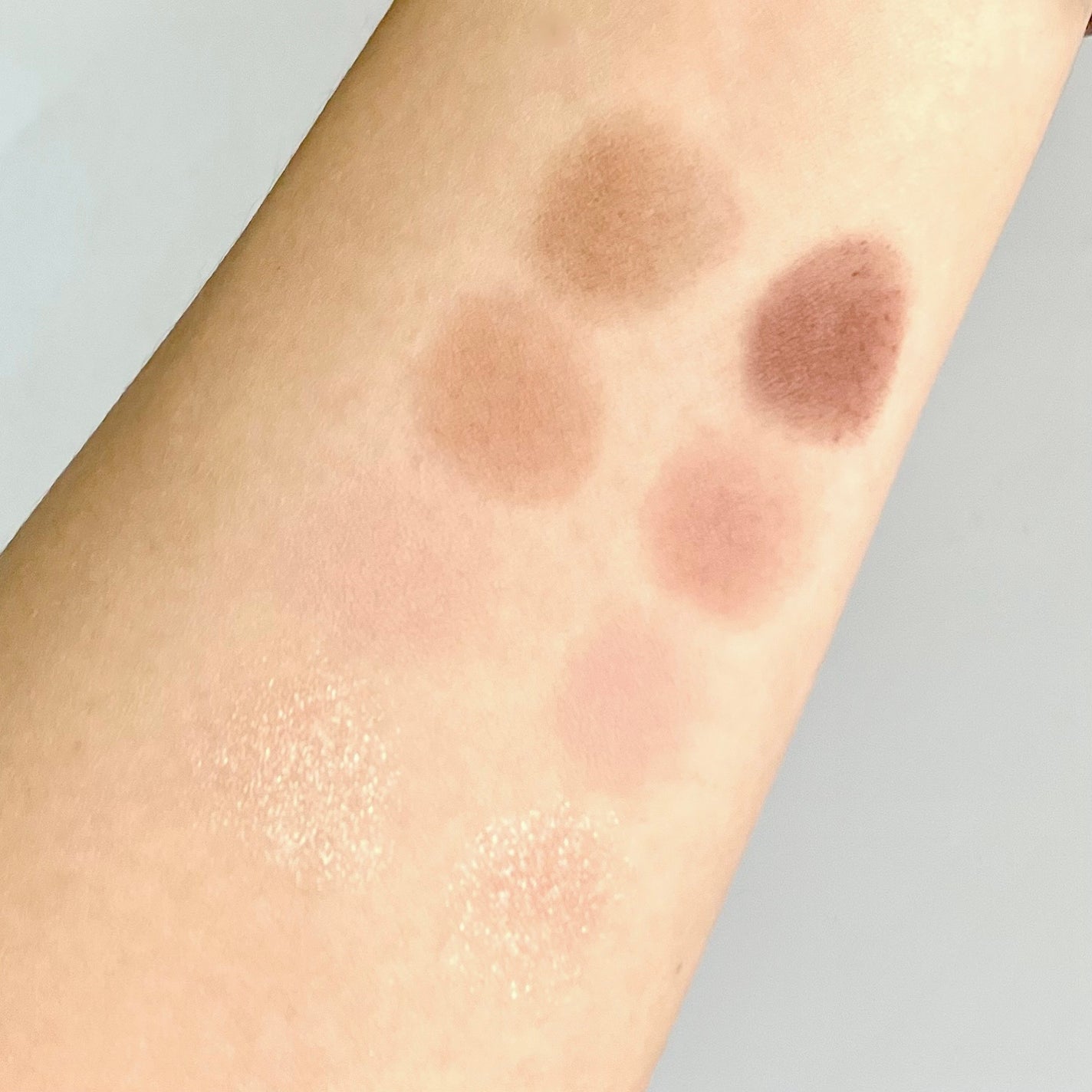 デイリーベーシックパレット/ネイチャーリパブリック/アイシャドウパレットを使ったクチコミ(3枚目)