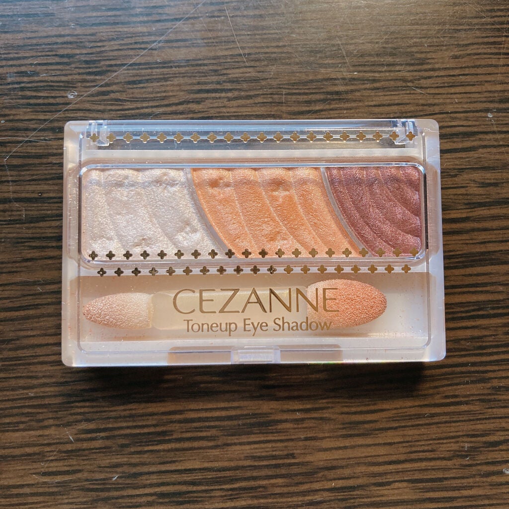 トーンアップアイシャドウ/CEZANNE/アイシャドウパレットを使ったクチコミ(2枚目)
