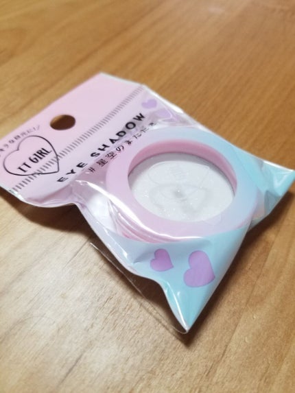 ダイソー×IT GIRL アイシャドウ/DAISO/単色アイシャドウを使ったクチコミ(3枚目)