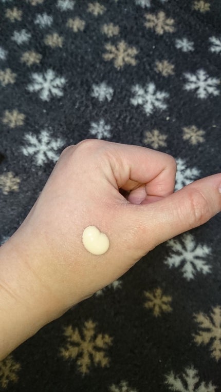 モイスチュアライジング ファンデーション プライマー S/PAUL & JOE BEAUTE/化粧下地を使ったクチコミ(3枚目)