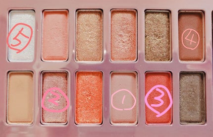 バレンタインボックス2 ピーチパレット/VAVI MELLO/アイシャドウパレットを使ったクチコミ(3枚目)