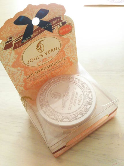 JOUL’S VERNI ソリッドフレグランス ウイ・モンシェリーのクチコミ「ジュールベルニ ソリッドフレグランス
ウィ・モンシェリー
・可愛い容器で持ち運びしやすい
・.....」(1枚目)