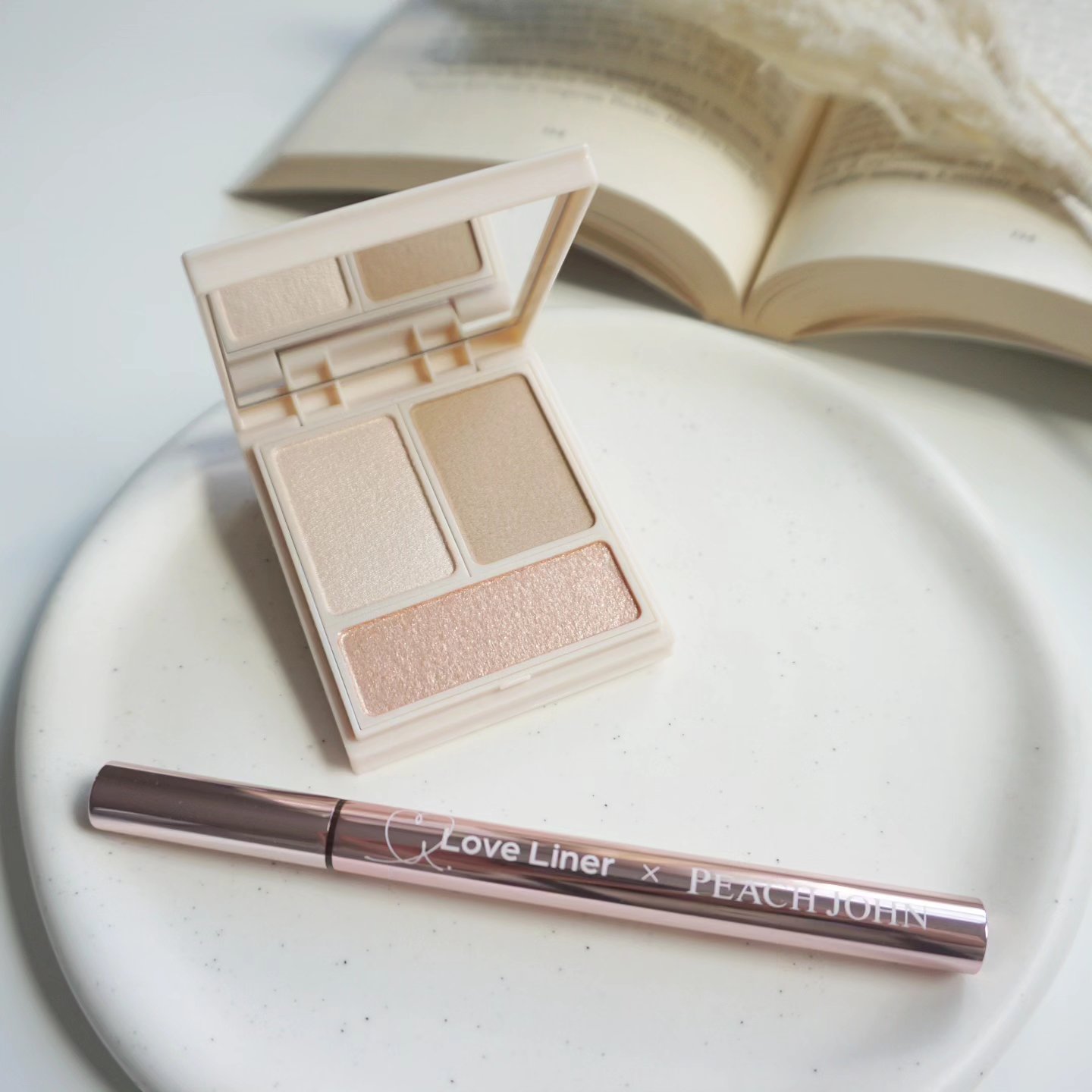 マルチパレット PJデザイン＜アイカラー＆チーク＞ グロウベージュ/ラブ・ライナー/マルチパレットを使ったクチコミ（1枚目）